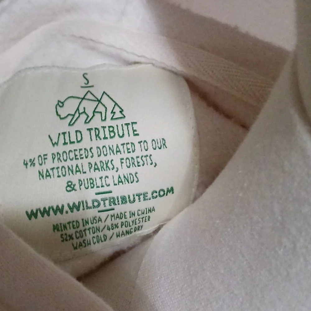 Wild Tribute- Ski Bums Women's Cream Graphic Hoodie - Picture 2 of 13